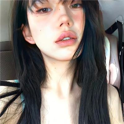 传闻中的女人